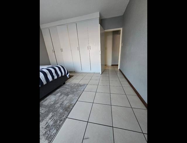 2 BEDROOM TOWNHOUSE FOR SALE IN OAKDENE